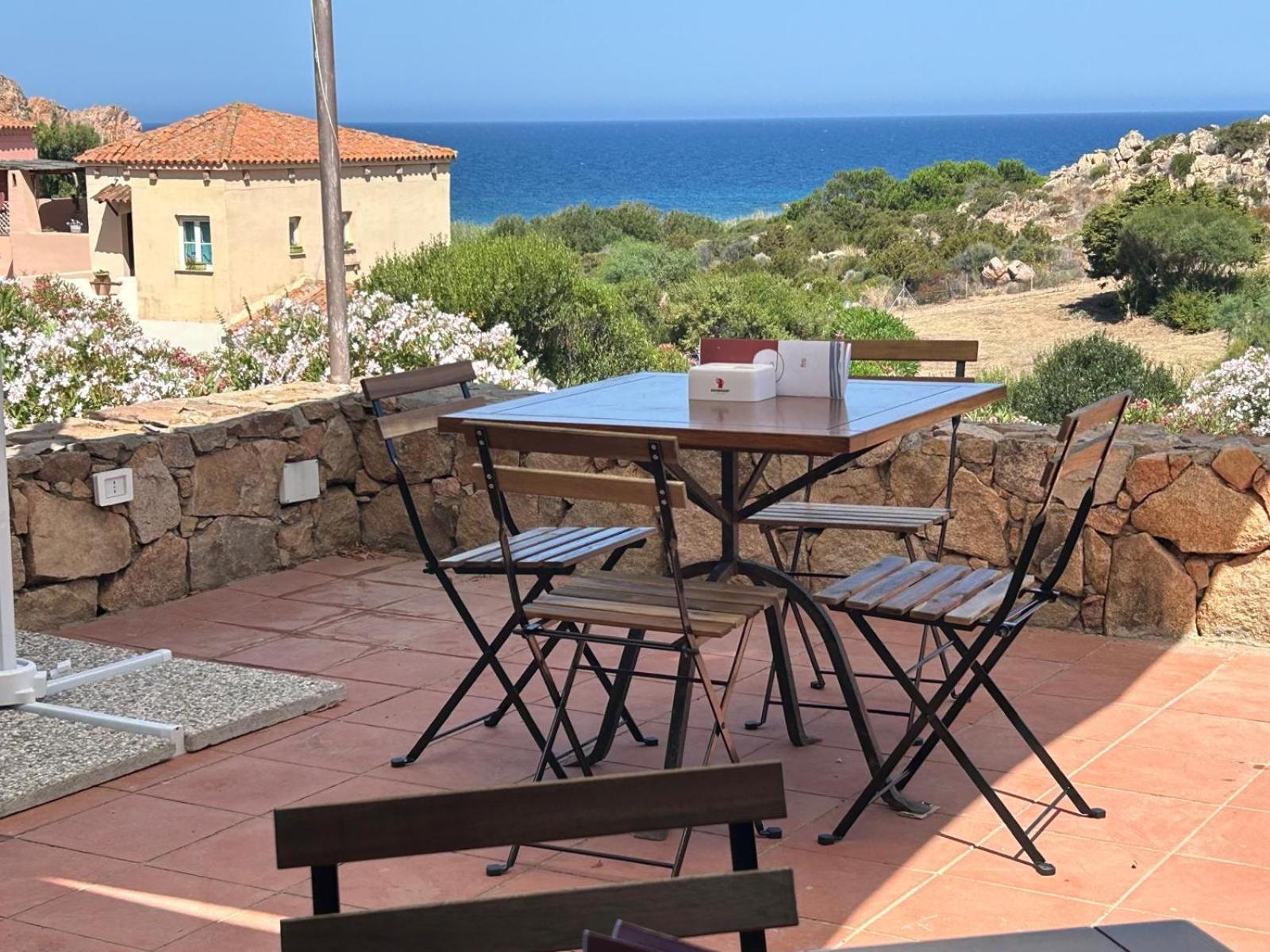 Calarossa Sardinia Сasa de vacaciones Isola Rossa (Sassari)